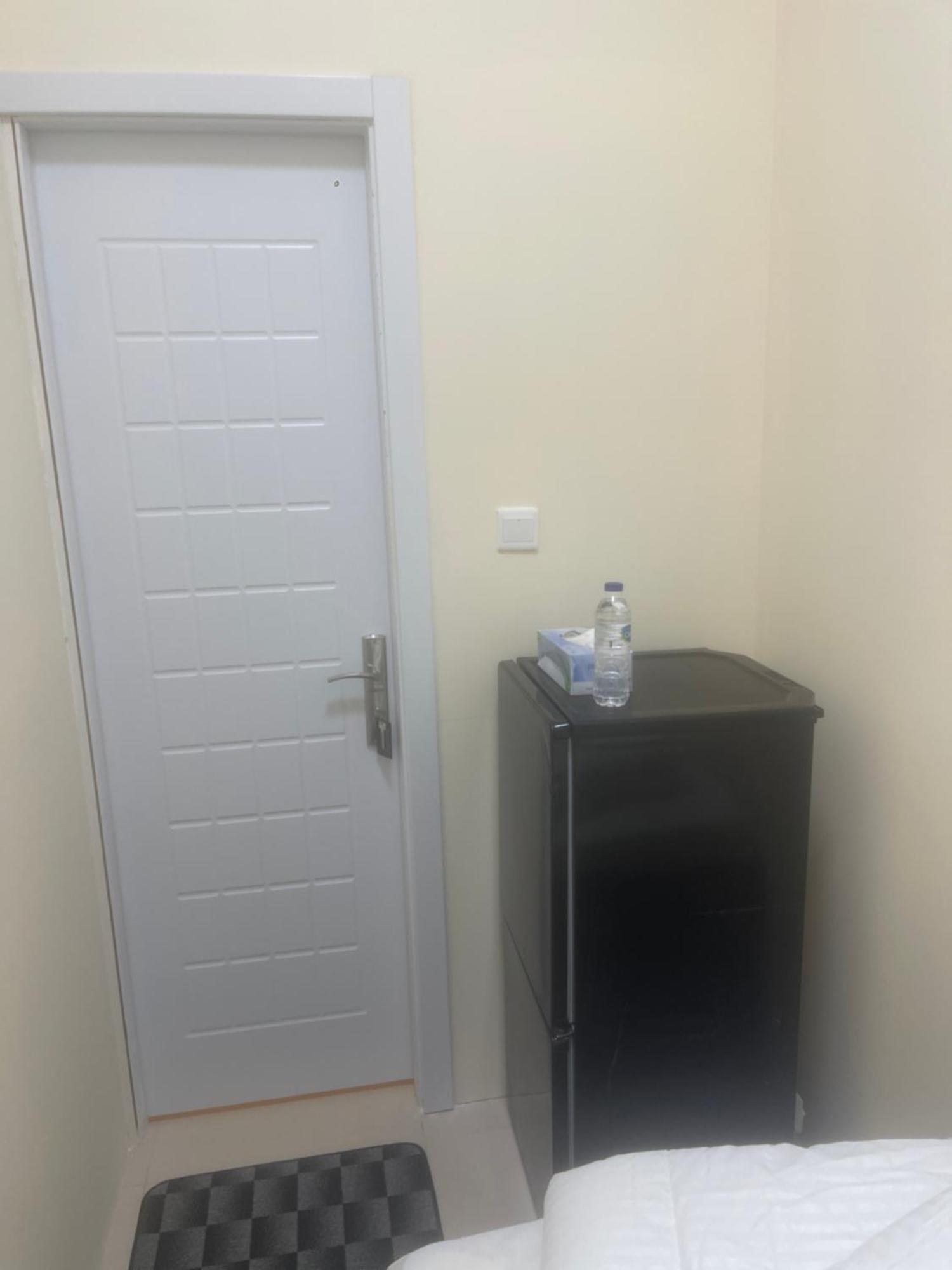 Four Stars Hostel Dubai Dış mekan fotoğraf