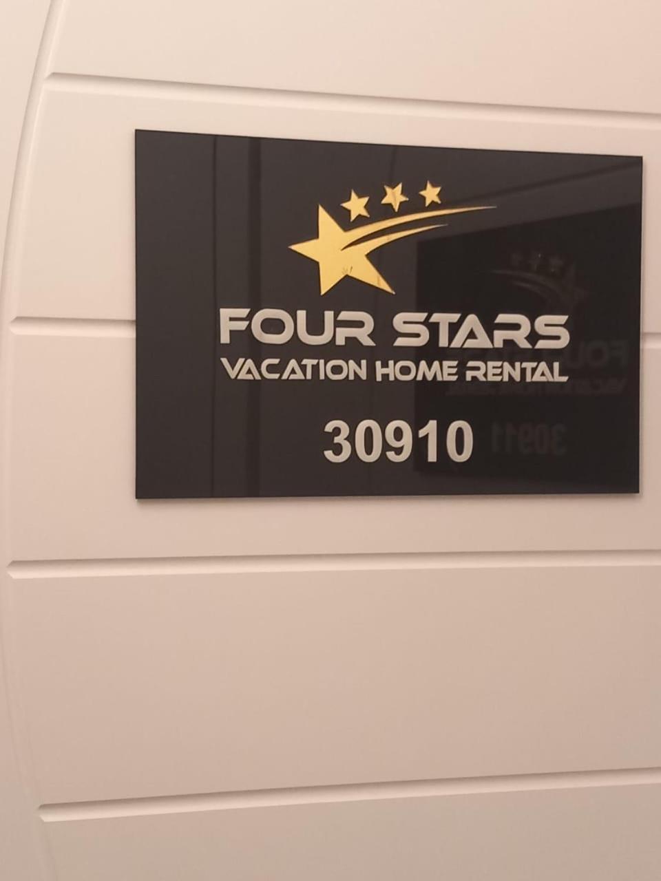 Four Stars Hostel Dubai Dış mekan fotoğraf