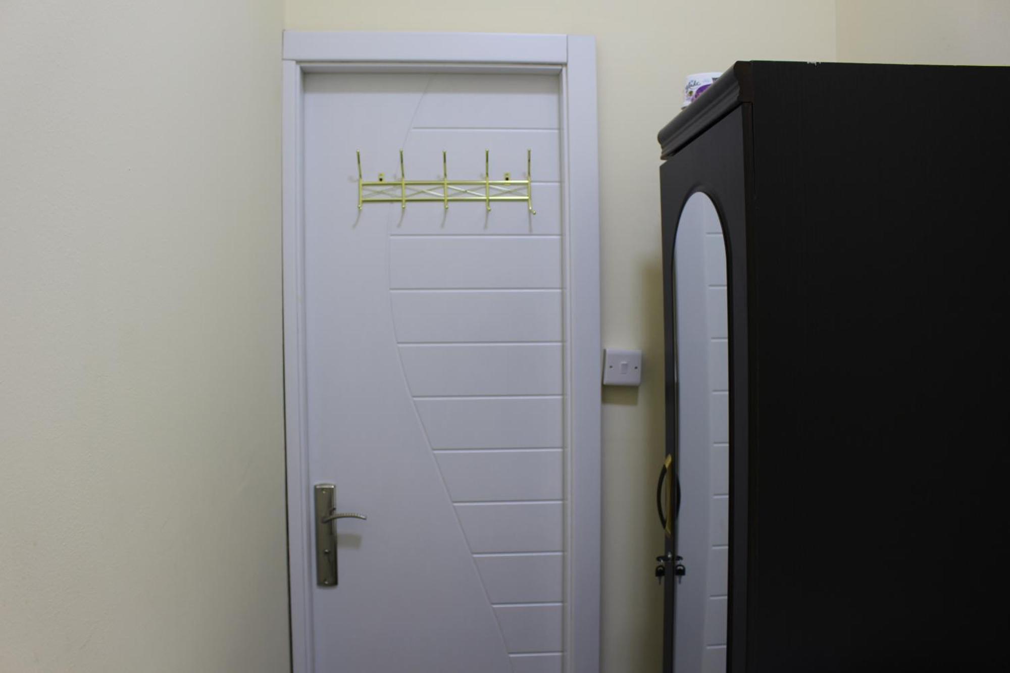 Four Stars Hostel Dubai Dış mekan fotoğraf
